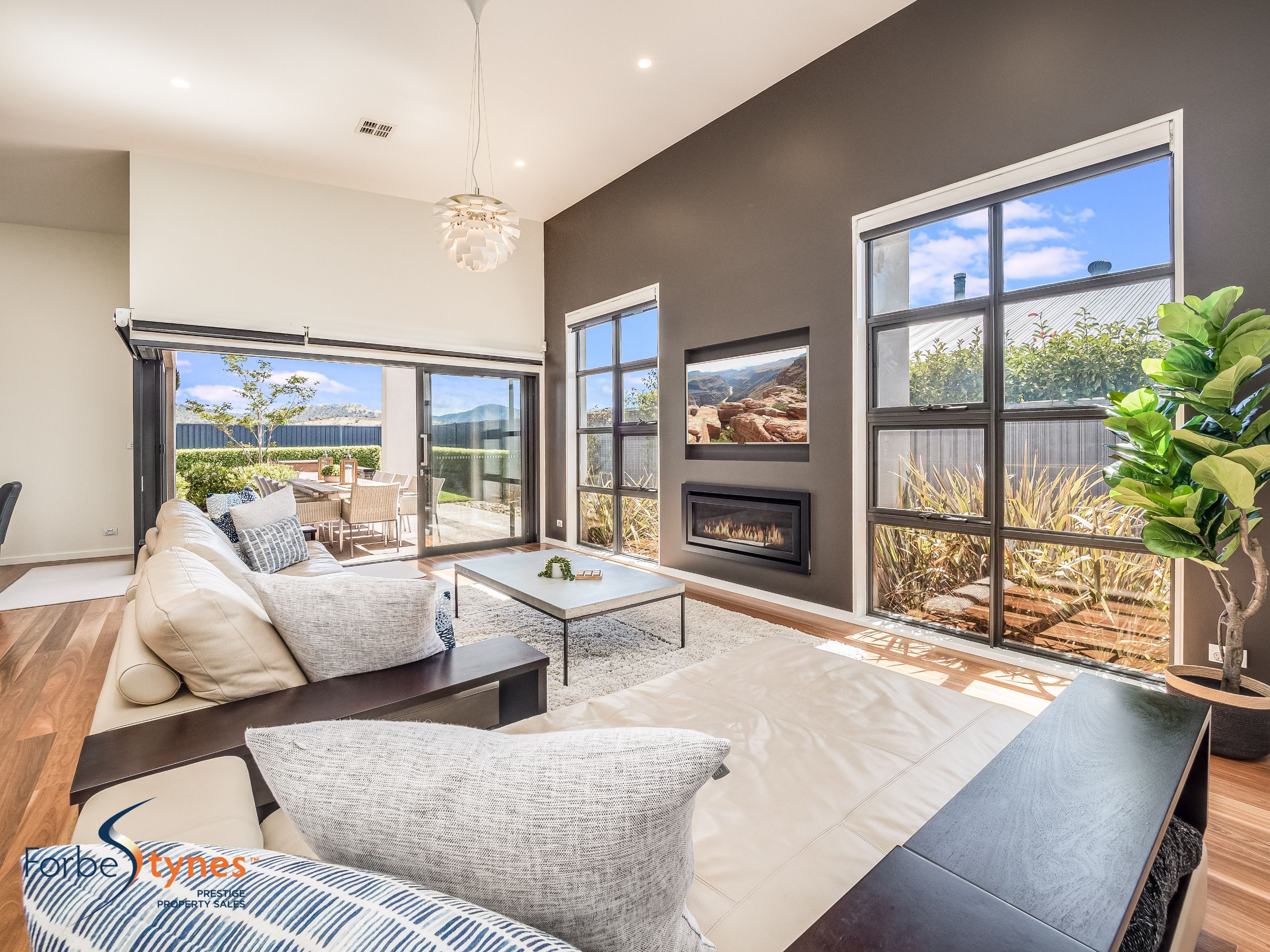Flawless Luxury Home in Jindabyne Forbes Stynes Real Estate