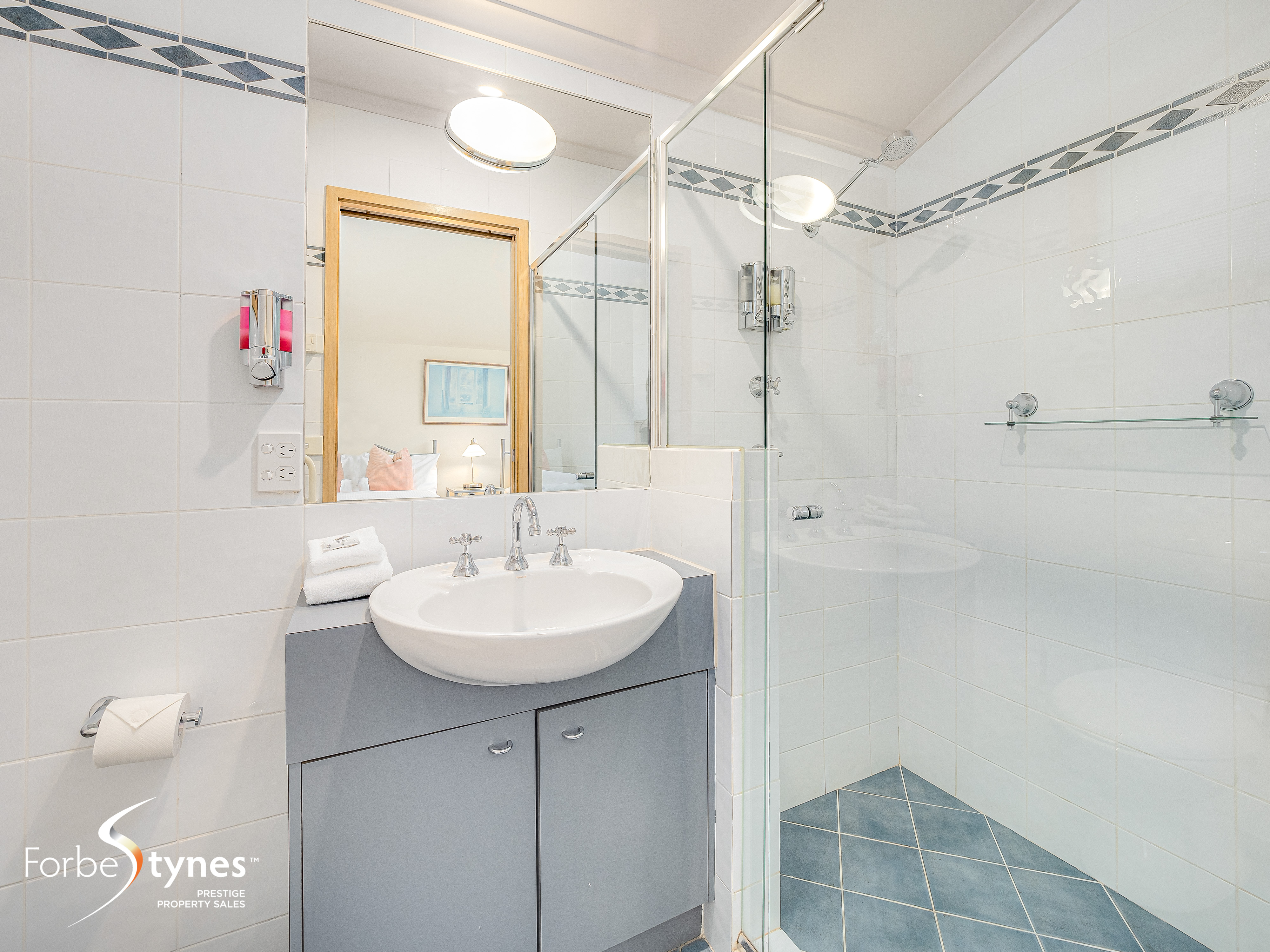 4/10 Lhotsky Apartments, Diggins Terrace, Thredbo 2625, Diggins Terrace - Image 1
